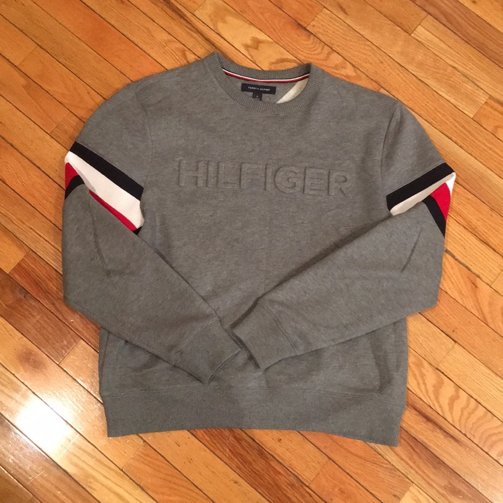 TOMMY HILFIGER SWEATSHIRT (MEDIUM)